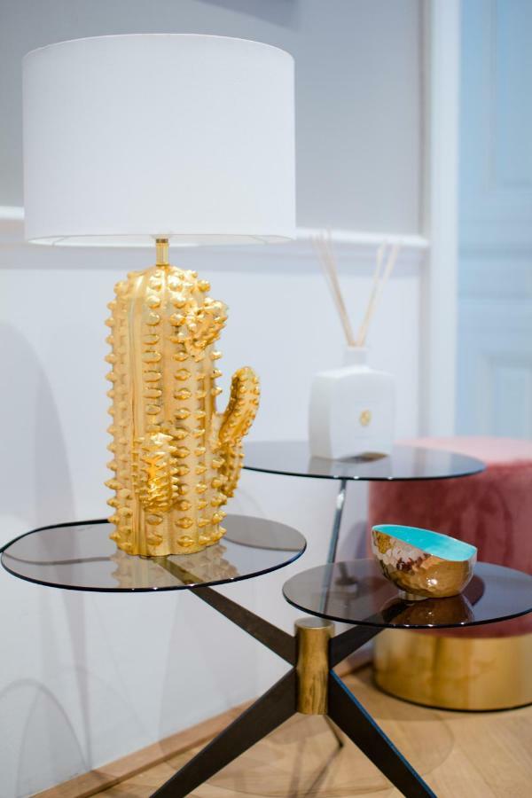 Studio Apartments Urania - Mai'S Apartments เวียนนา ภายนอก รูปภาพ